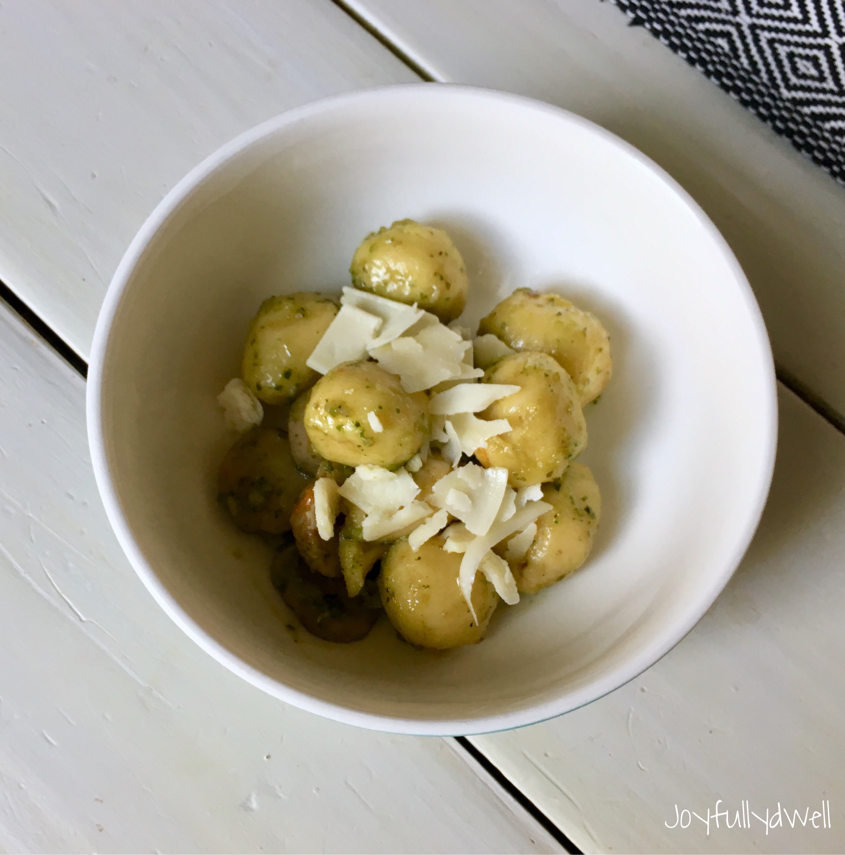 57CCD825-2558-47A3-A614-38DE191ABB3A