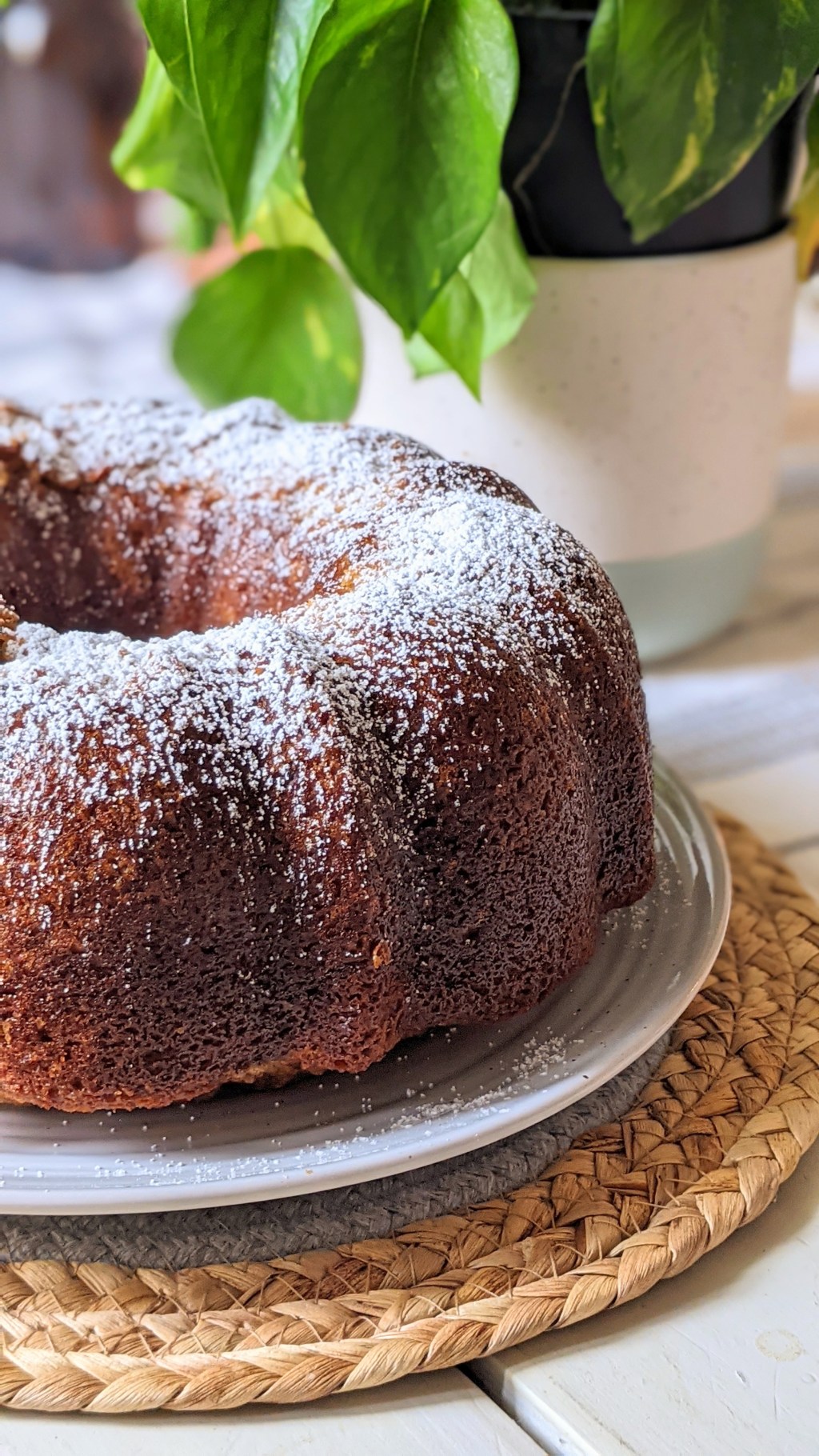 Tropical Hummingbird Bundt&nbsp;Cake