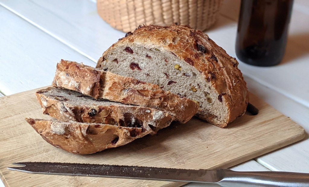 Cranberry Pistachio Dutch Oven&nbsp;Bread