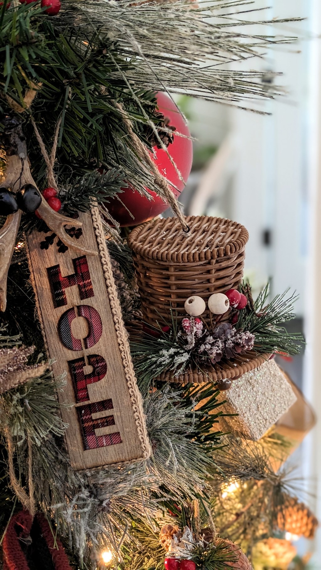 2023 Rustic Glam&nbsp;Tree